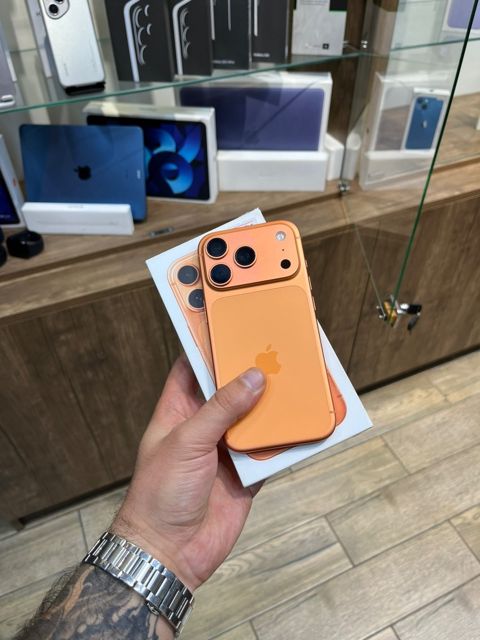 Apple iPhone 17 Pro Cosmic Orange 256GB/12GB — Bakı