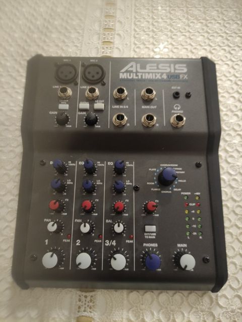 "Alesis" audio mikşer — Bakı