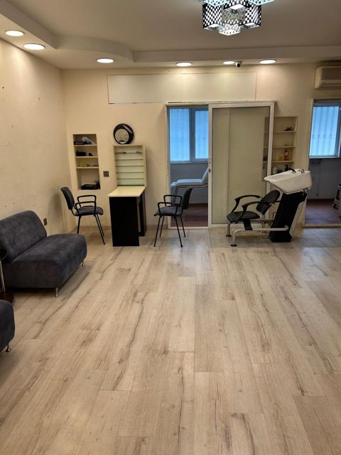 İcarəyə verilir obyekt 65 m² — Bakı