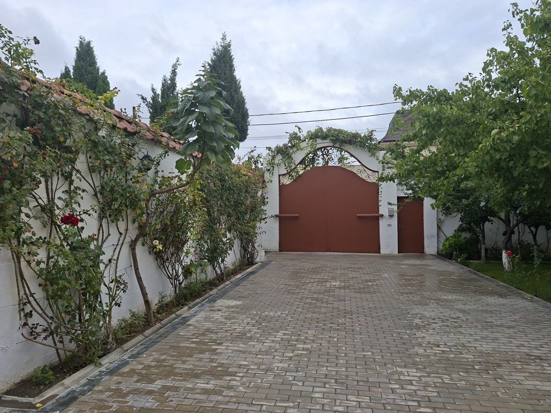 Satılır 5 otaqlı həyət evi/bağ evi 500 m² — Ev, villa, Bakı (8)