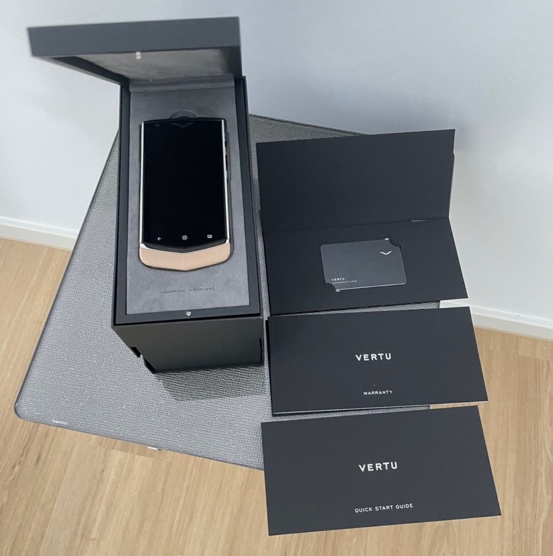 Vertu Constellation Cappuccino Calf 32GB — Smartfonlar, Bakı (7)