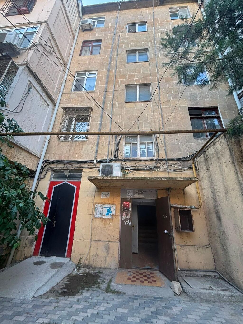 Bakı, 3 otaqlı, Köhnə tikili, 61 kv. m — Mənzil, Bakı (2)