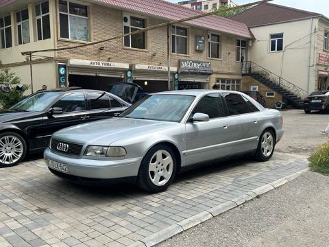 Audi A8, 2.8 L, 1996 il, 232 333 km — Sumqayıt