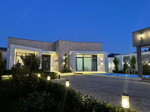 Satılır 5 otaqlı həyət evi/bağ evi 220 m² — Bakı