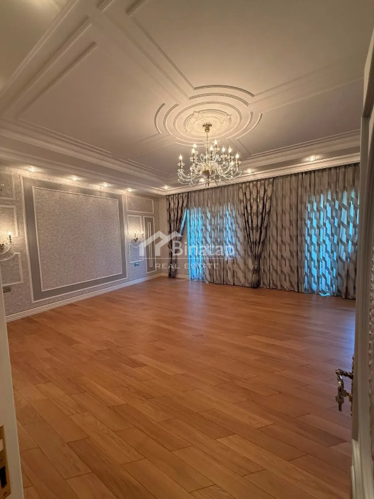 Satılır 4 otaqlı yeni tikili 270 m², 28 May metrosu, Nəsimi rayonu — Mənzil, Bakı (2)