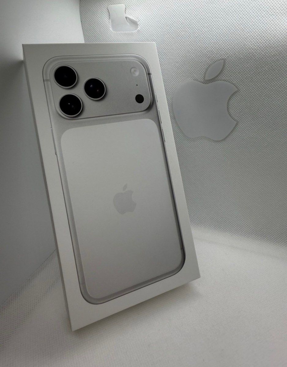 Apple iPhone 17 Pro Silver 256GB/12GB — Smartfonlar, Bakı (4)