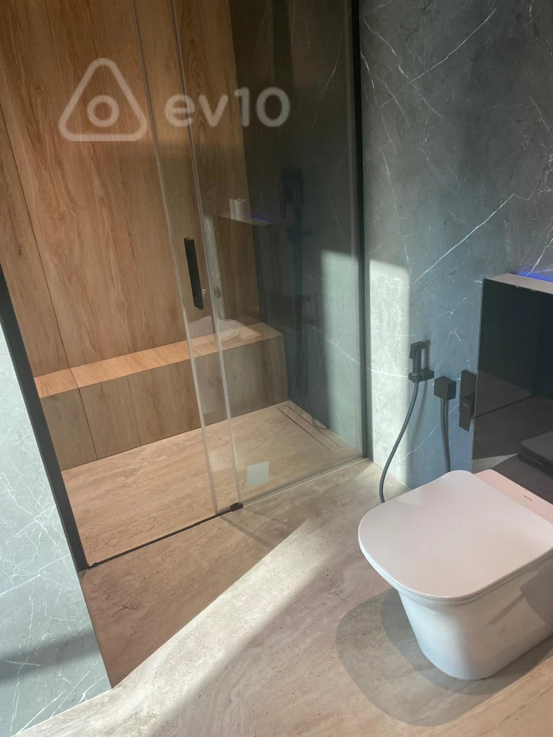 3 otaqlı mənzil, 200 m², iceri seher m — kirayə — Mənzil, Bakı (11)
