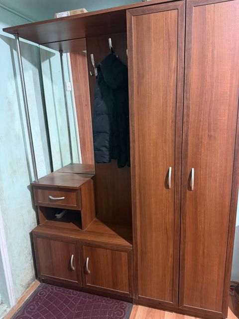 dolab satılır 100 Manata Ölçü 140x192 Unvan qaracucur AFA — Bakı