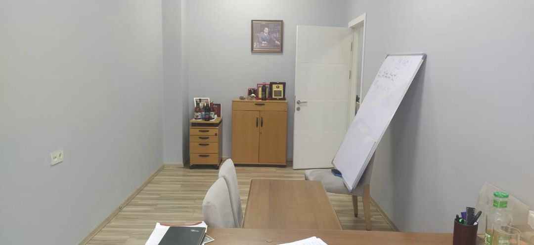 Ofis icarəyə verilir, 200 m², Bakı ş.Nərimanov r.Ə.Rəcəbli k — Ofis, Bakı (8)