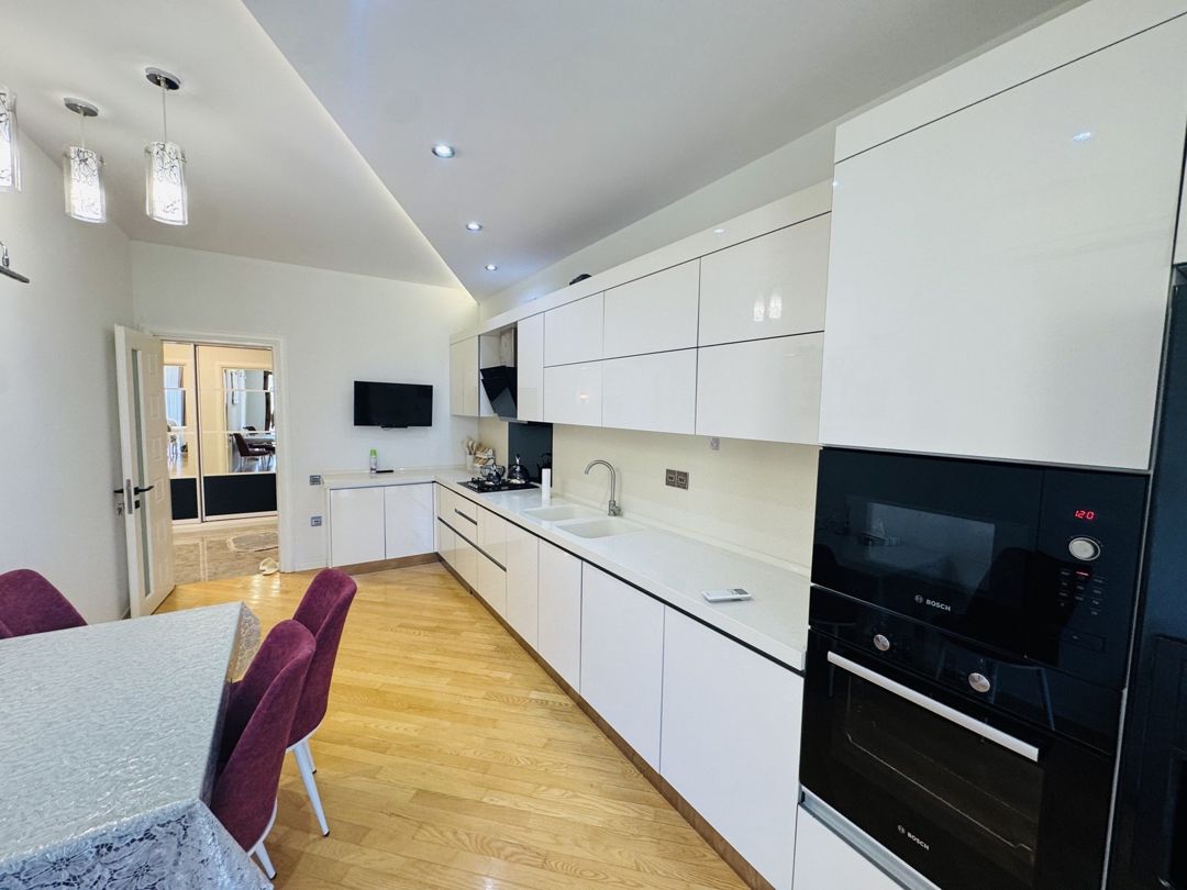 İcarəyə verilir 3 otaqlı yeni tikili 113 m² — Mənzil, Bakı (6)
