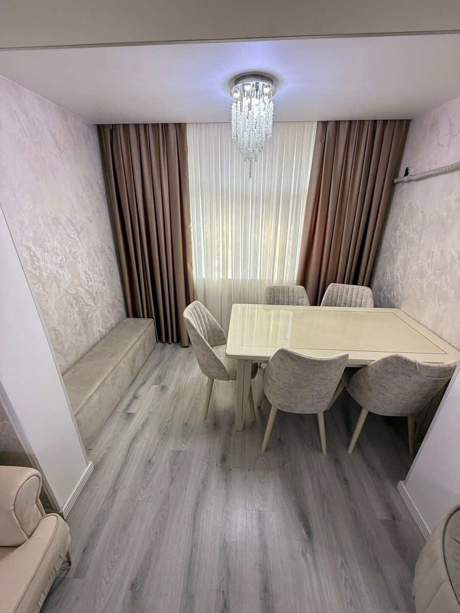 Satılır 2 otaqlı köhnə tikili 50 m² — Mənzil, Bakı (2)