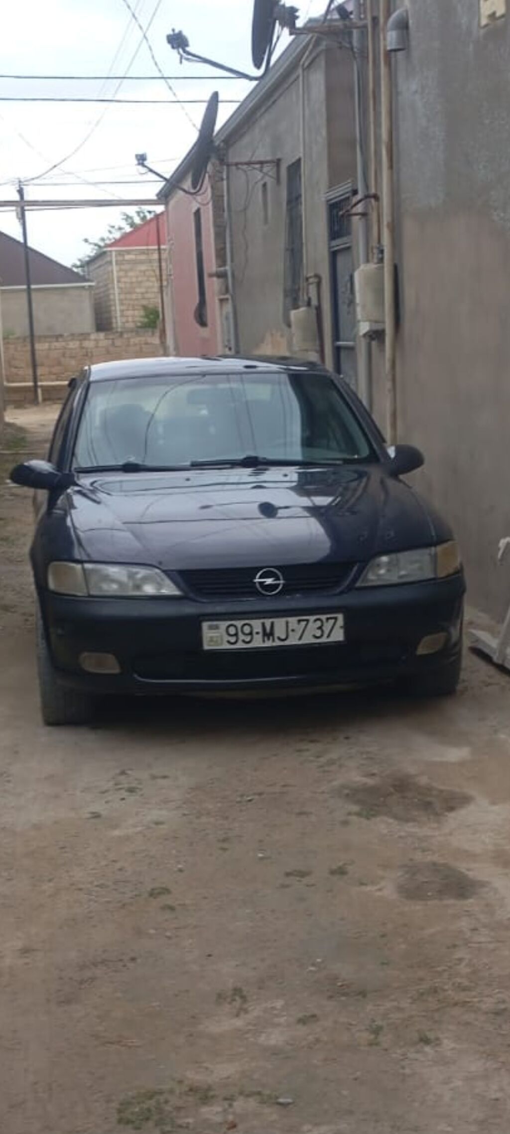 Opel Vectra: 2 l 1996 il 231000 km Sedan 99-MJ-737 — Avtomobillər, Bakı