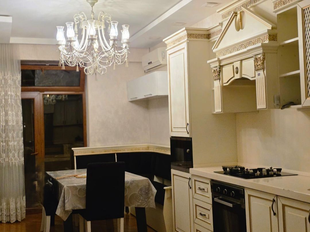 İcarəyə verilir 4 otaqlı yeni tikili 210 m² — Mənzil, Bakı (12)