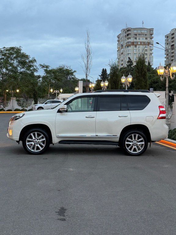 Toyota Land Cruiser Prado, 2.7 L, 2011 il, 258 000 km 77-GP-677 — Avtomobillər, Bakı (10)