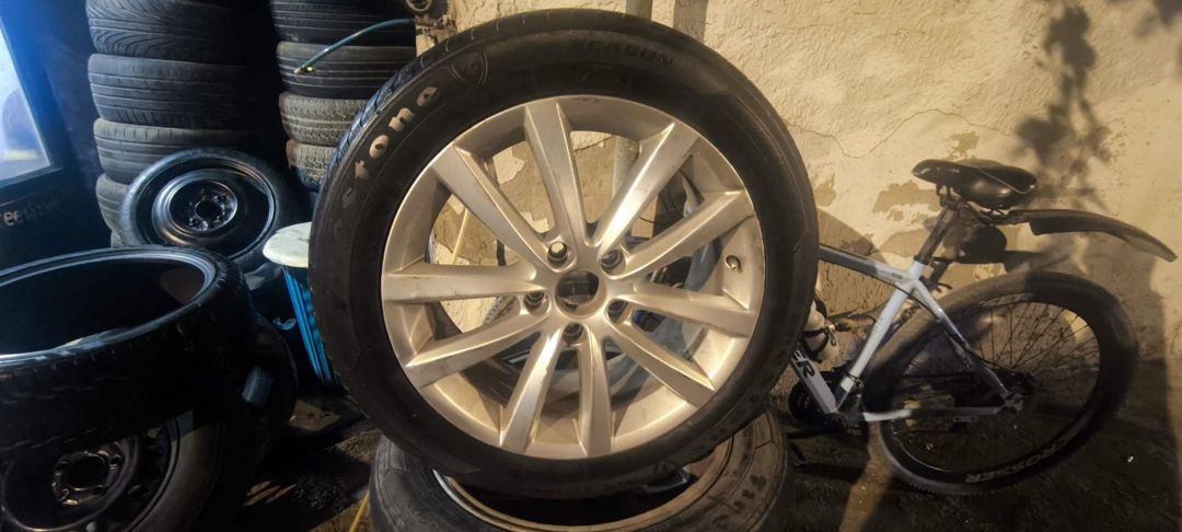 Volkswagen Passat diskləri R17 — Ehtiyat hissələri və aksesuarlar, Bakı