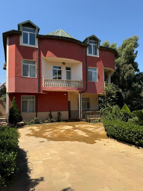 Villa, Novxanı qəs — Garant Əmlak