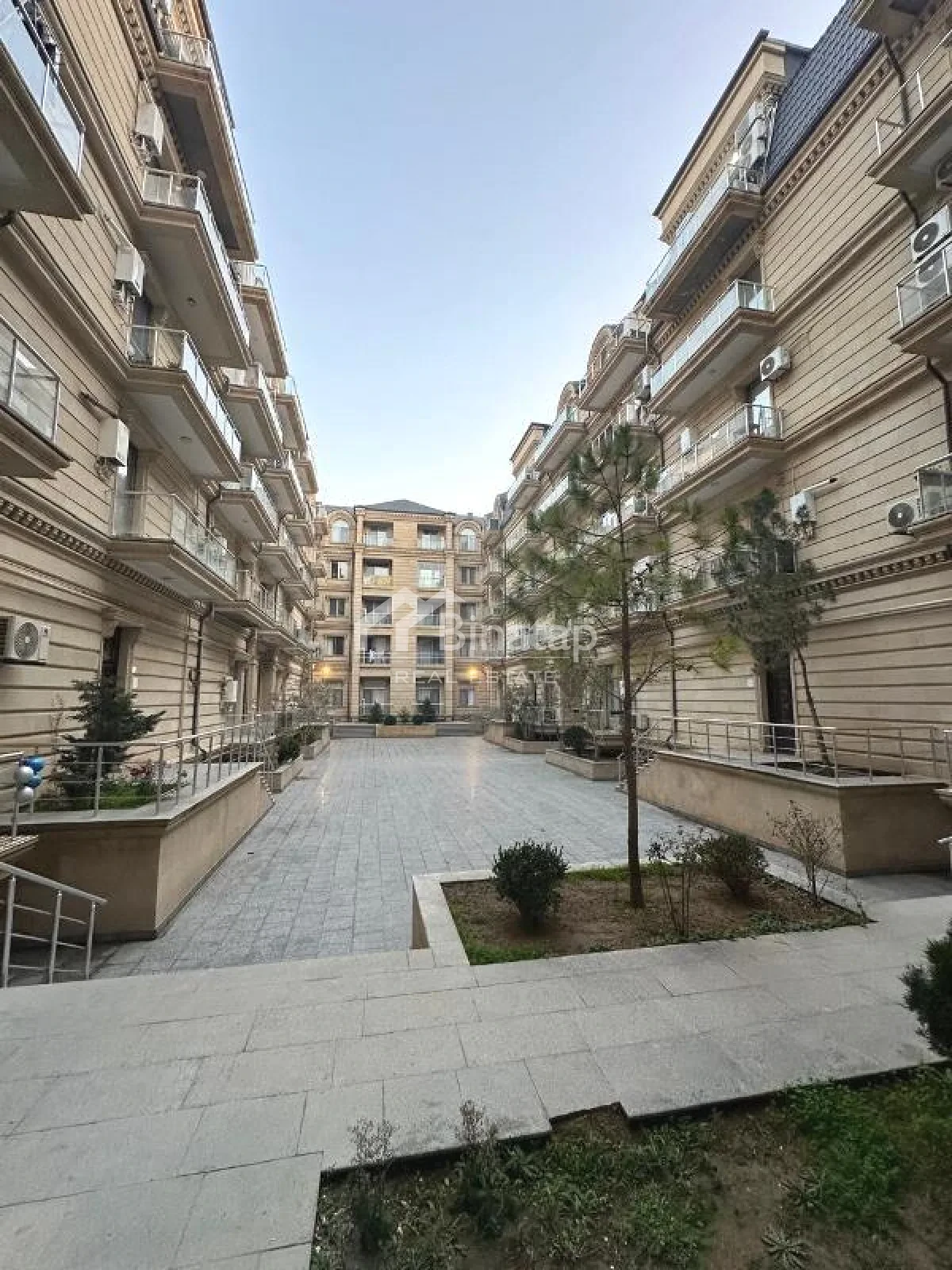 Satılır 3 otaqlı yeni tikili 136 m², Şıxov qəsəbəsi, Səbail rayonu — 295 000 ₼ · Bakı · Mənzil Satılır 3 otaqlı yeni tikili 136 m², Şıxov qəsəbəsi, Səbail rayonu — Bakı
