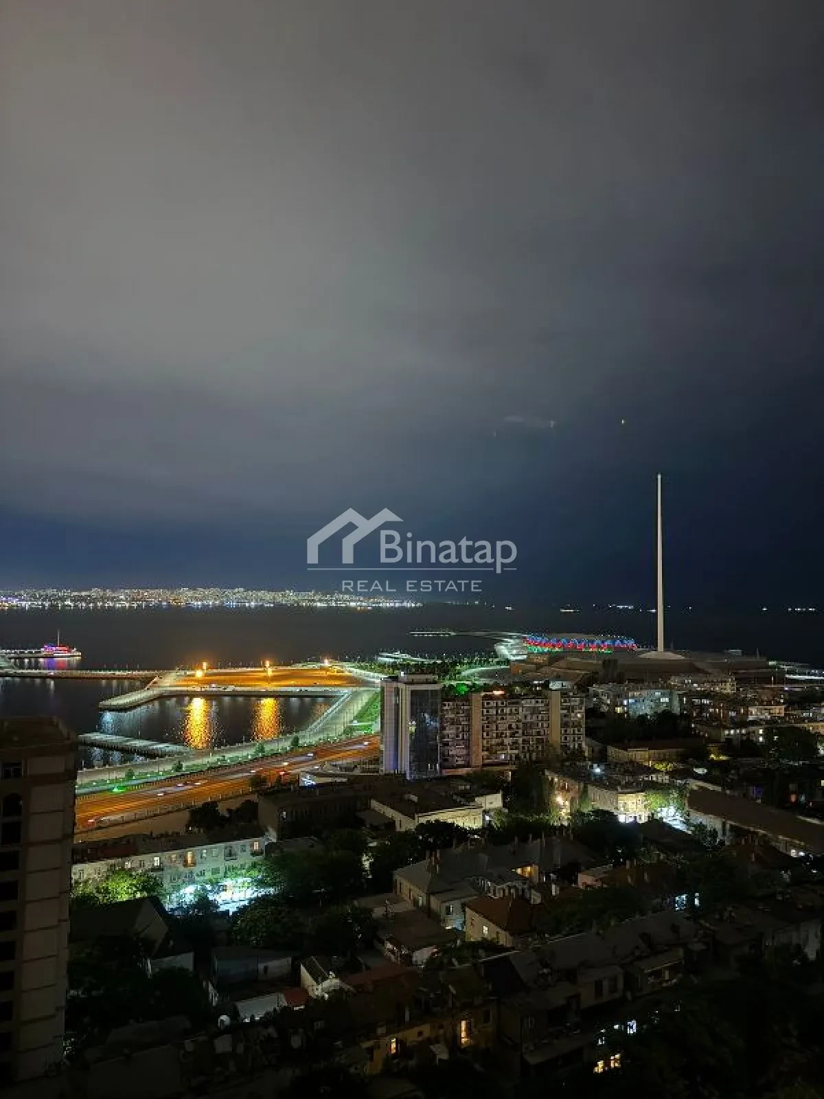 Satılır 4 otaqlı köhnə tikili 121 m², Bayıl qəsəbəsi, Səbail rayonu — Mənzil, Bakı (3)
