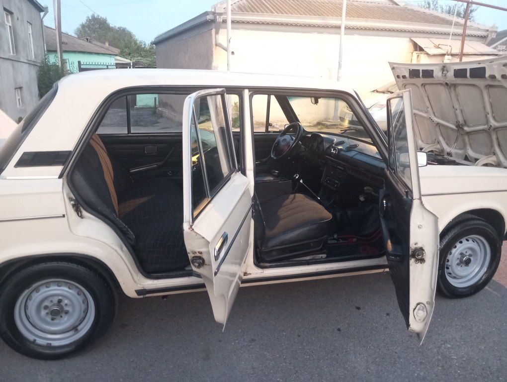 Lada (VAZ) 2106, 1.5 L, 1984 il, 236 000 km — Avtomobillər, Bərdə (10)