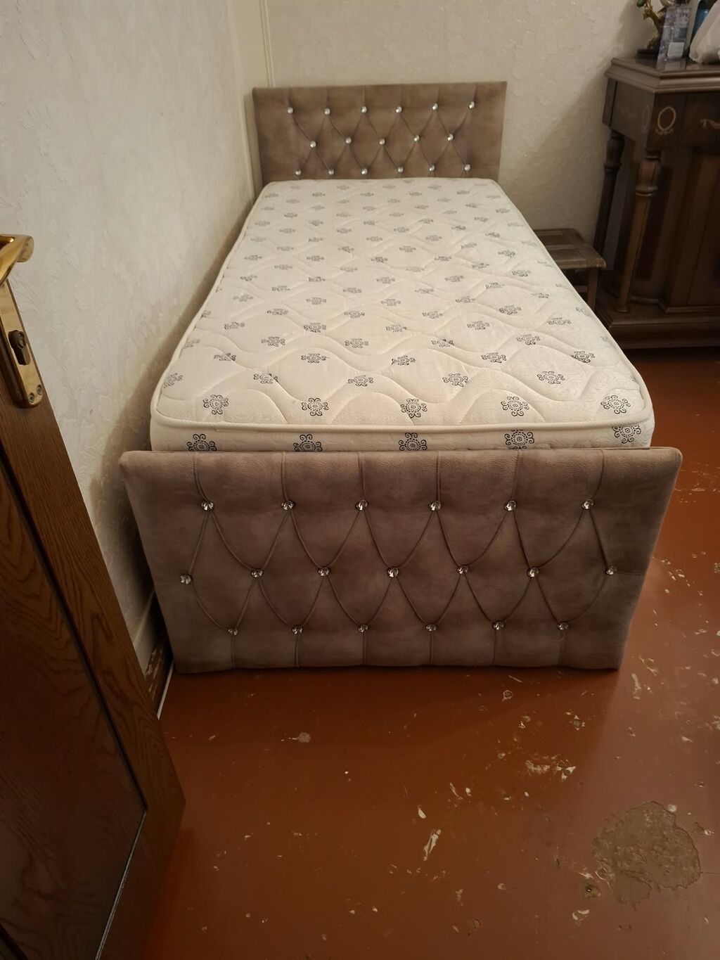 2 eded bazali matrasli ela veziyyetde çarpayi .Sifarişlə hazirlanib — Yataqlar, Bakı (2)