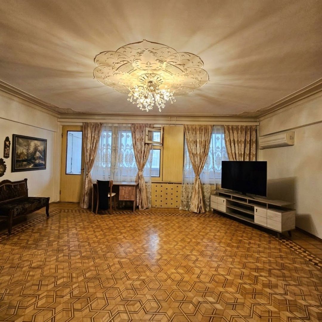 İcarəyə verilir 2 otaqlı köhnə tikili 70 m² — Mənzil, Bakı (7)