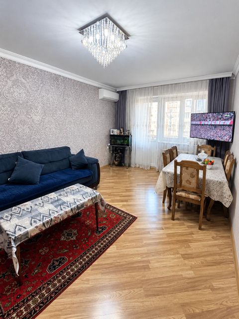 Satılır 3 otaqlı köhnə tikili 85 m² — Bakı
