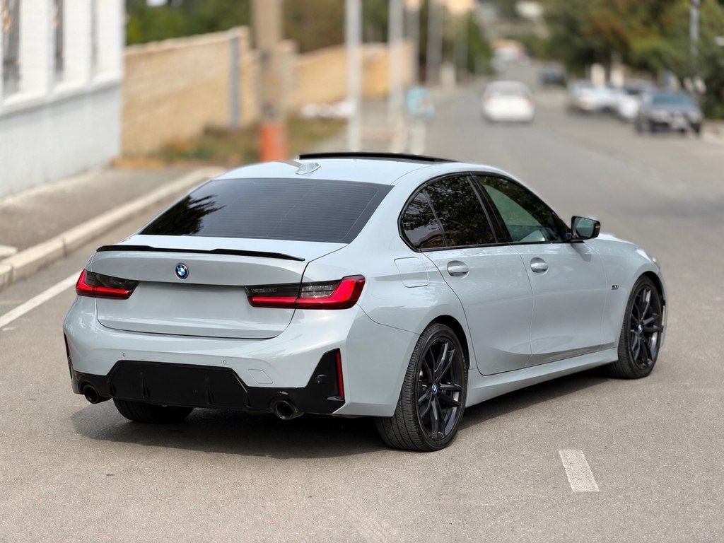 BMW 330e, 2.0 L, 12 kWh, 2023 il, 61 500 km — Avtomobillər, Gəncə (5)