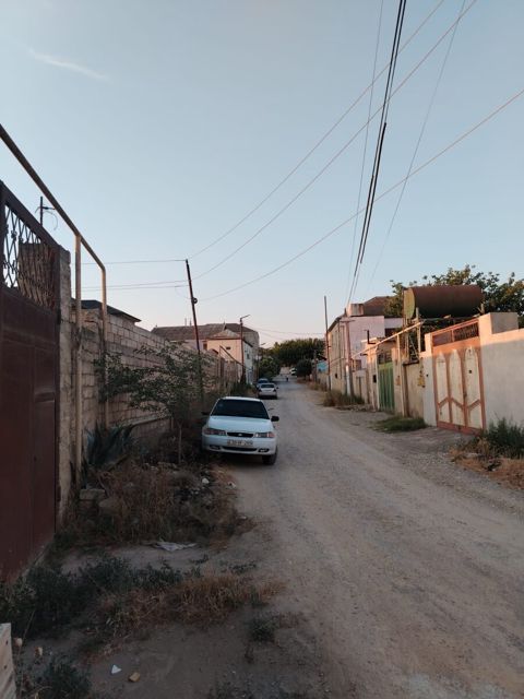 3.7 sot torpaq sahəsi, Bülbülə qəs — Bakı