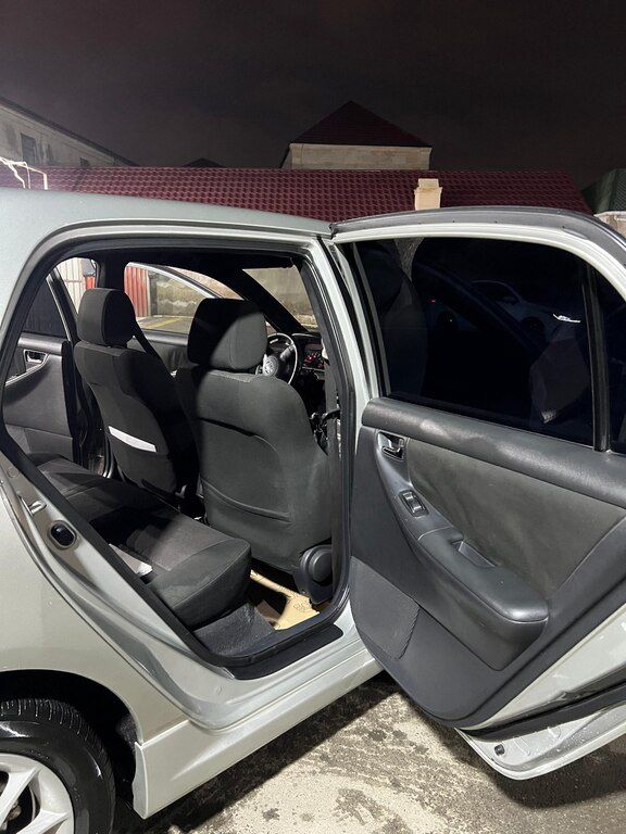 Toyota Corolla, 1.4 L, 2005 il, 296 400 km 99-FV-105 — Avtomobillər, Bakı (12)