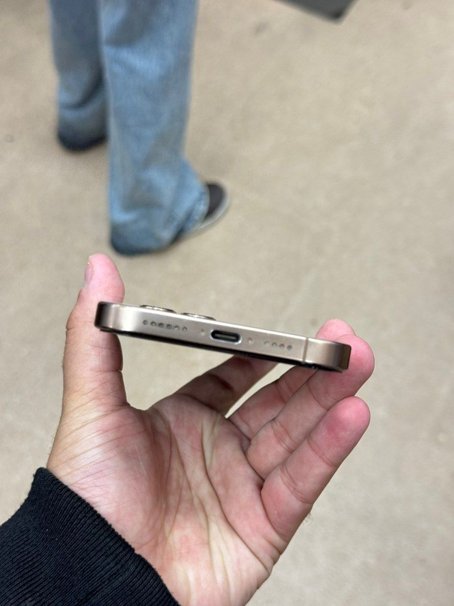 Apple iPhone 16 Pro Max Desert Titanium 512GB/8GB — Smartfonlar, Bakı (4)