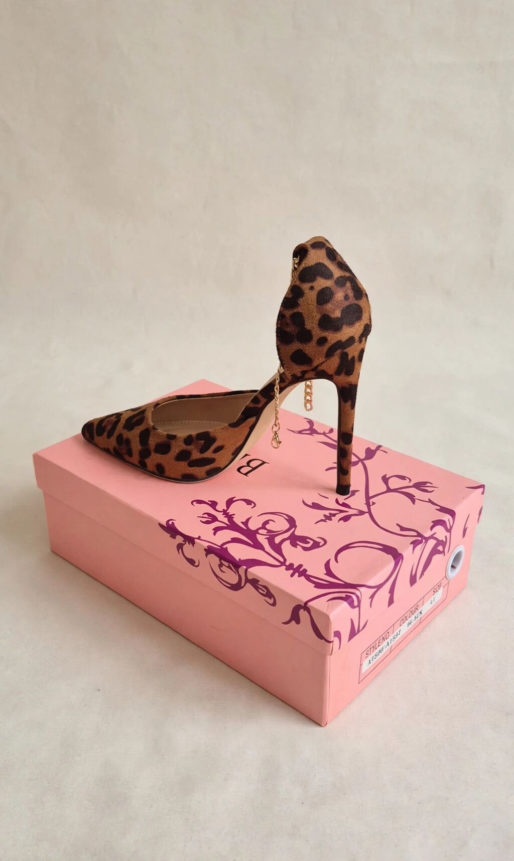 Leopar naxışlı stiletto ayaqqabı – zəncir detallı - Model: sivri — Tufl, Bakı (2)