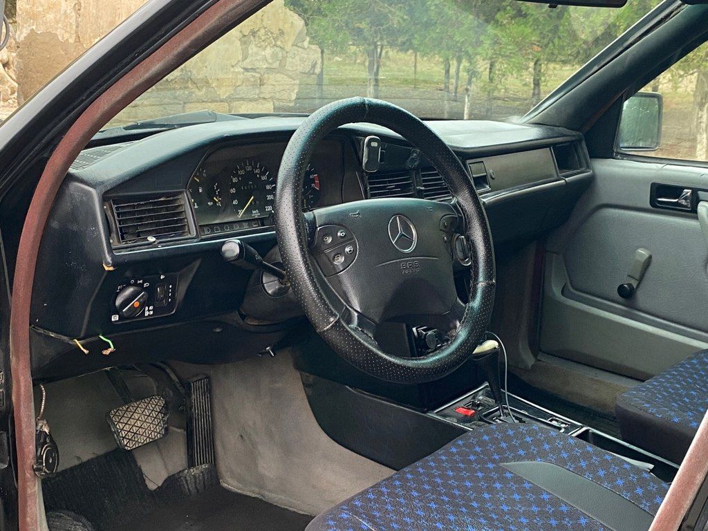 Mercedes 190, 2.0 L, 1993 il, 258 741 km — Avtomobillər, Sumqayıt (10)