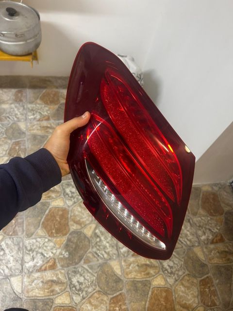 Mercedes W213 arxa stop işığı — Bakı