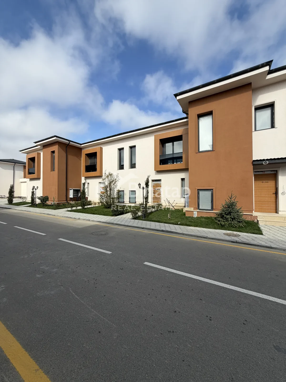 Satılır 4 otaqlı həyət evi / bağ evi 150 m², Elmlər Akademiyası metrosu, Yasamal rayonu — Ev, villa, Bakı (2)