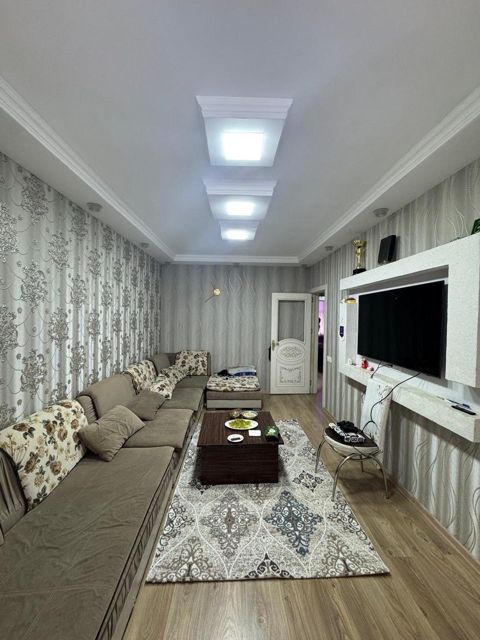 Satılır 3 otaqlı köhnə tikili 72 m² — Bakı