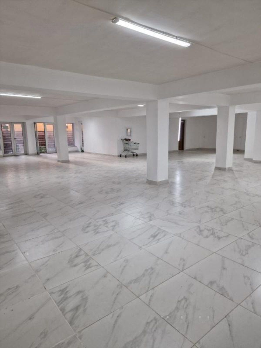 Satılır obyekt 355 m² — Əmlak, Bakı (2)