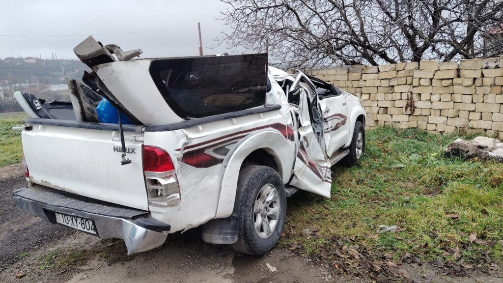 Toyota Hilux, 2.5 L, 2012 il, 390 000 km 10-XY-804 — Avtomobillər, Quba (6)