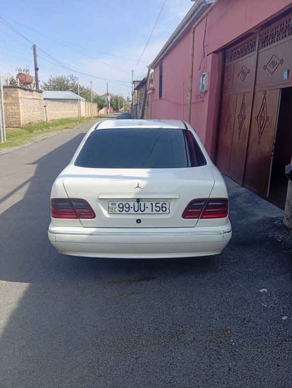 Mercedes E 220, 2.2 L, 2001 il, 555 555 km 99-UU-156 — Avtomobillər, Bakı (2)