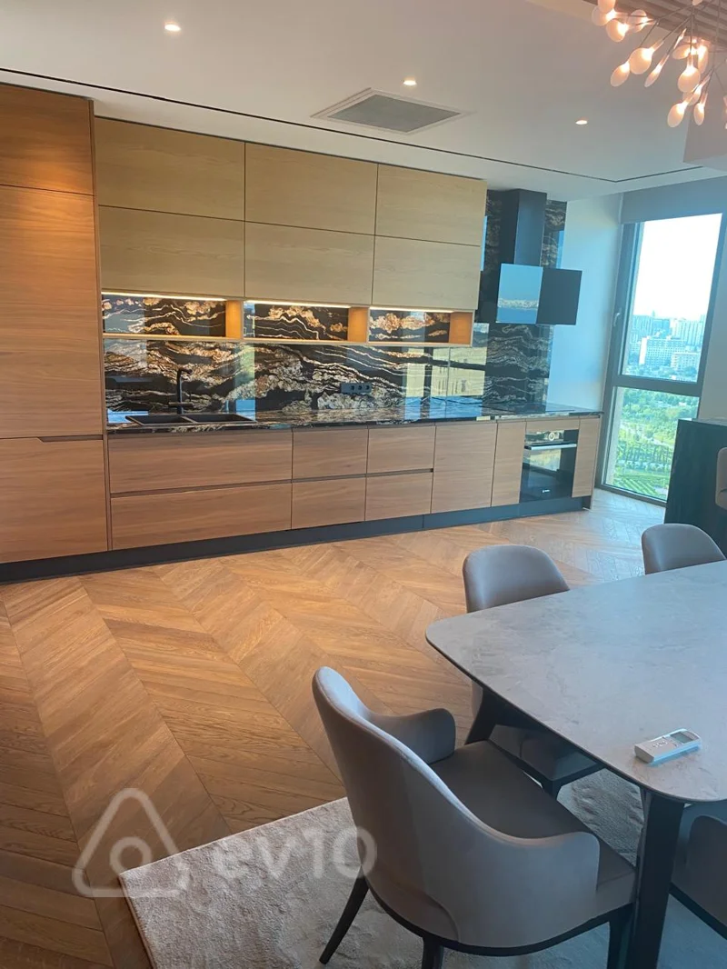 3 otaqlı mənzil, 200 m², iceri seher m — kirayə — Mənzil, Bakı (5)
