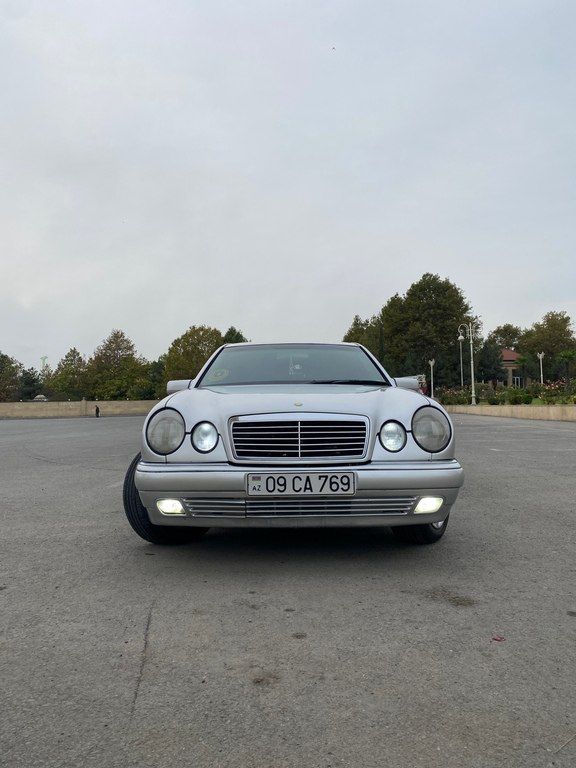 Mercedes E 240, 2.4 L, 1998 il, 376 000 km 09-CA-769 — Avtomobillər, Bərdə (5)