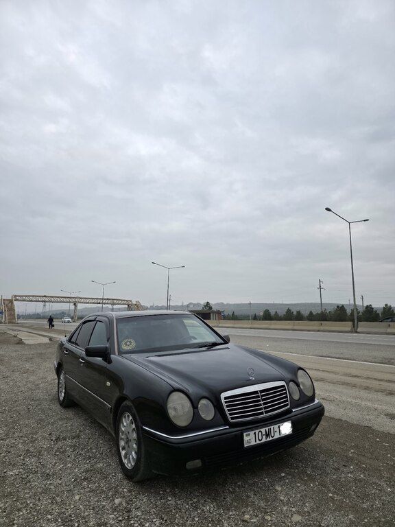 Mercedes E 320, 3.2 L, 1998 il, 298 000 km — Avtomobillər, Bakı (2)