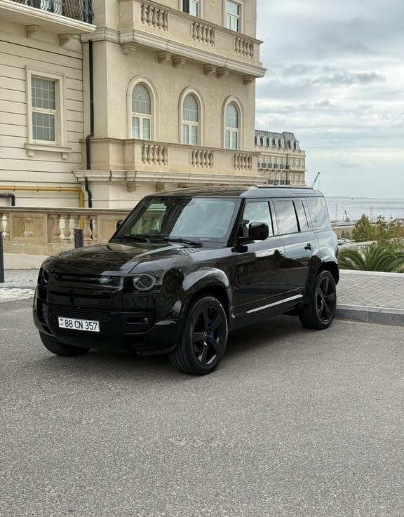 Land Rover Defender, 2021 il, 79000 km, 3 L 88-CN-357 — Avtomobillər, Bakı (4)