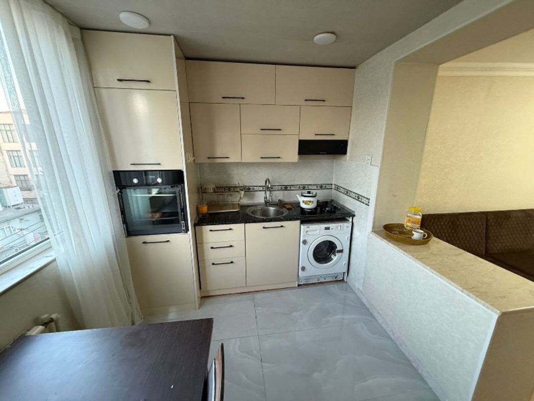 Satılır 3 otaqlı köhnə tikili 68 m² — Mənzil, Bakı (10)