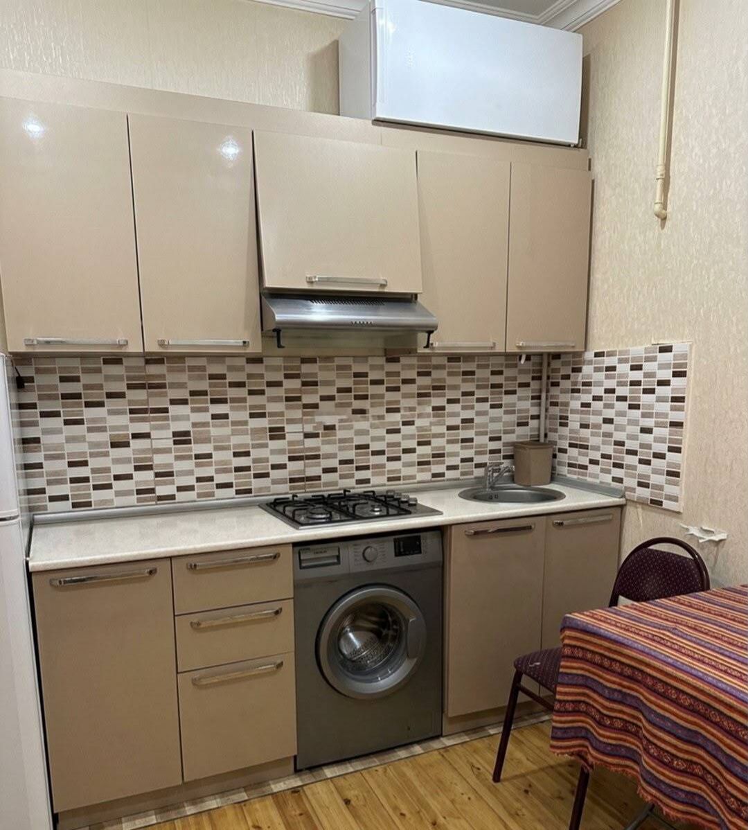 Satılır 1 otaqlı köhnə tikili 32 m² — Mənzil, Bakı (3)