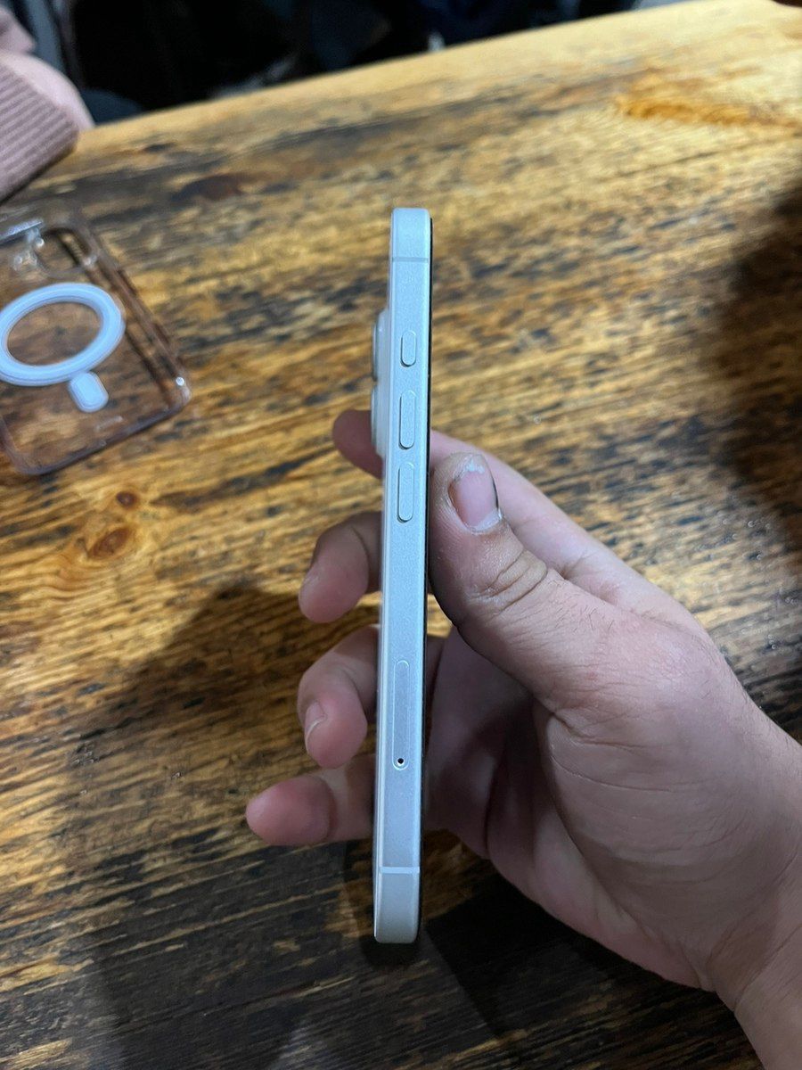 Apple iPhone 16 White 128GB/8GB — Smartfonlar, Masallı (3)