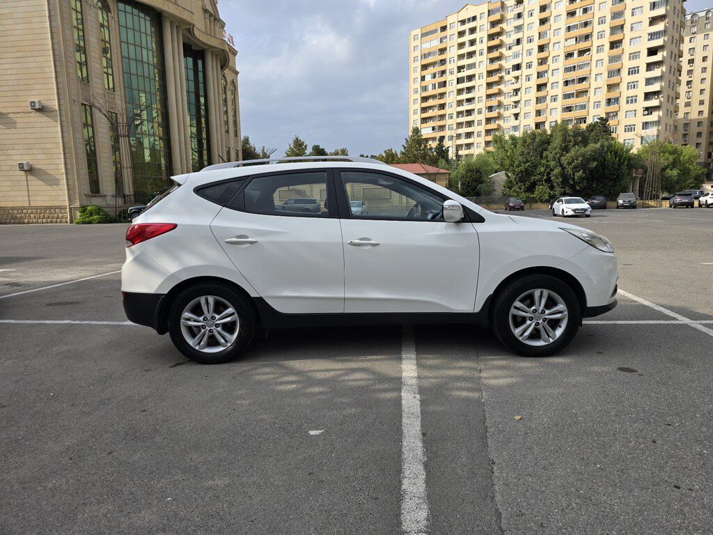 Hyundai ix35, 2.0 L, 2013 il, 81 850 km — Avtomobillər, Bakı (3)