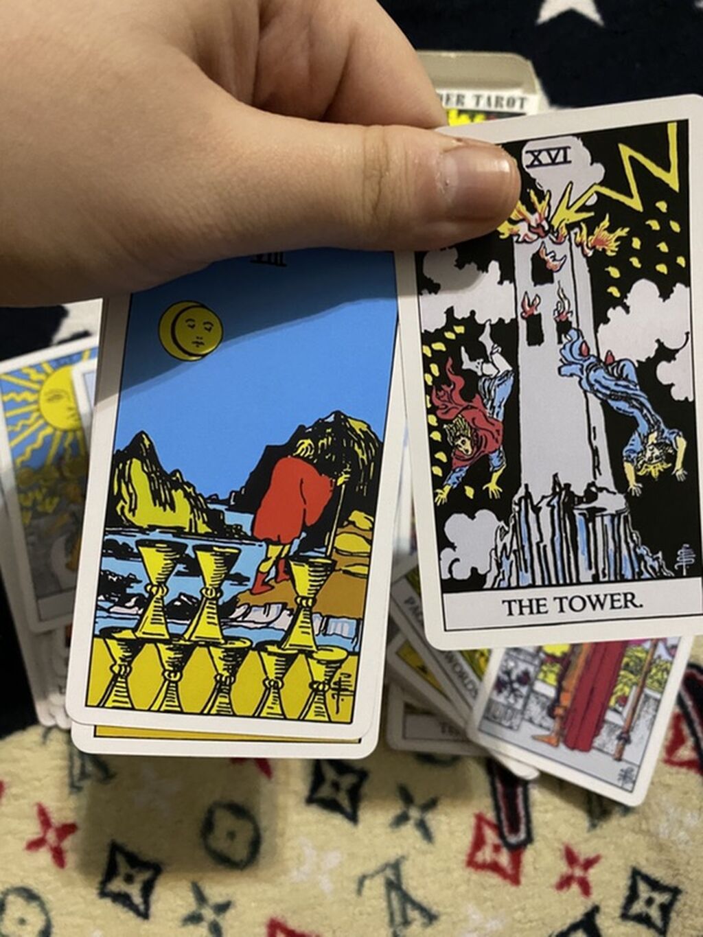Yenidir Sadece acilib.Tarot kartlari — Oyun dəstləri, Digah (2)