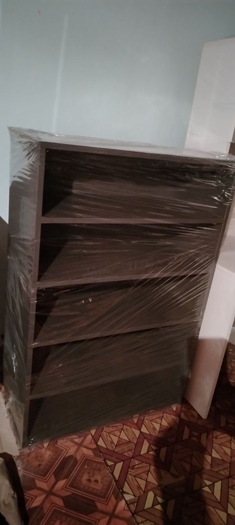Mebel rəfi – 4 bölməli, tünd rəng - Model: şaquli kitab/əşyalar üçün — Güzdək