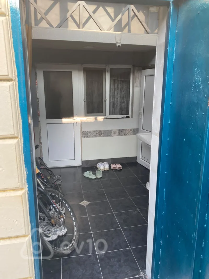 5 otaqlı həyət evi, 120 m², 8 Noyabr — kirayə — Ev, villa, Bakı (6)