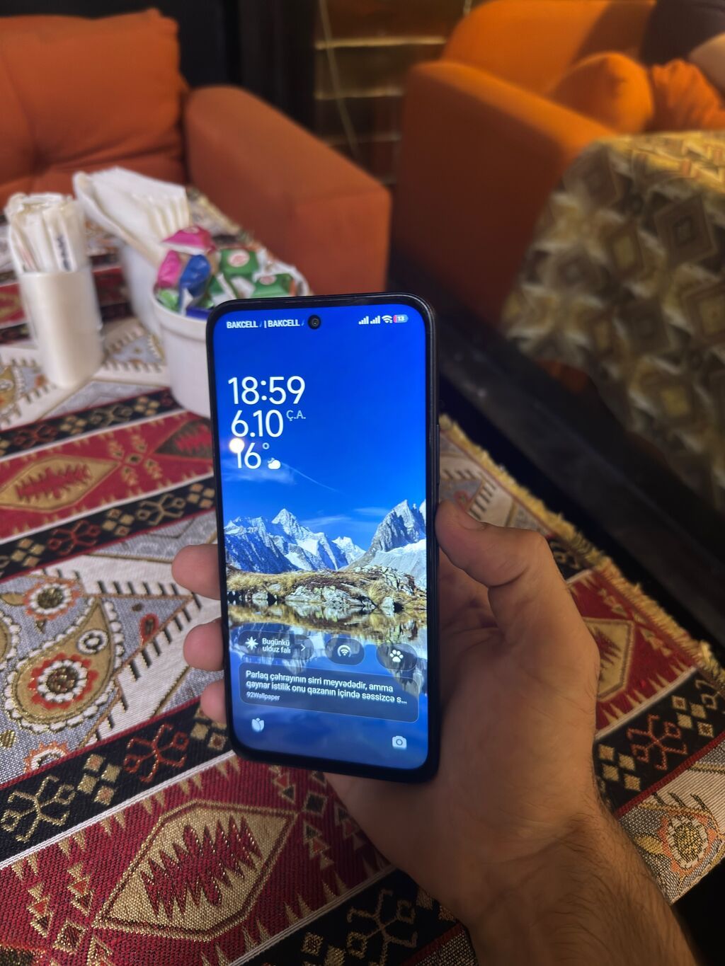 Smartfon – tam ekranlı, nazik çərçivəli ön panel və ön kamera üçün — Digər smartfonlar, Quba (6)